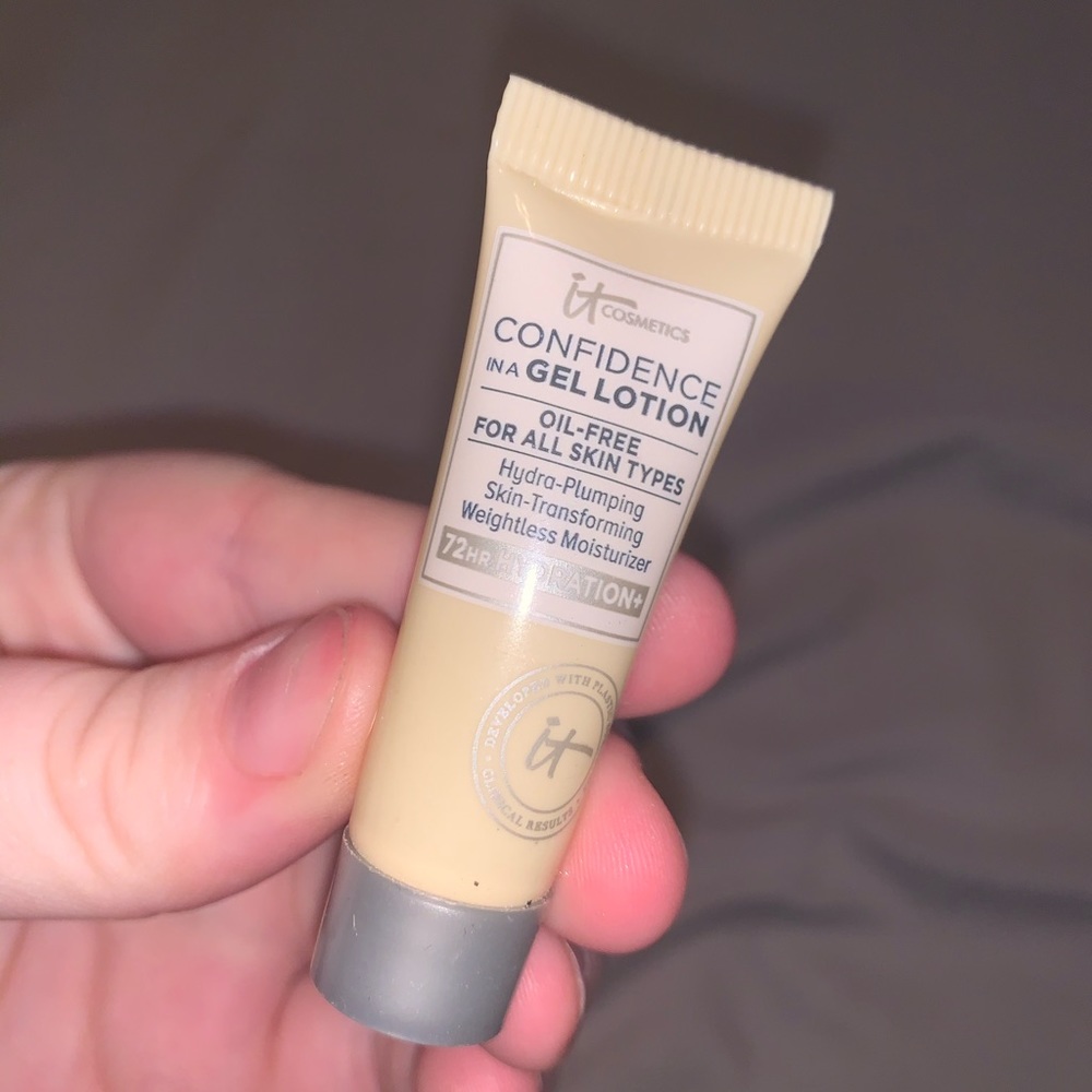 It cosmetics moisturizer
